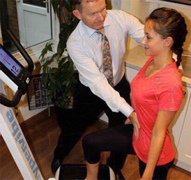 BUSINESS 1 Trainer with Hypervibe & a user